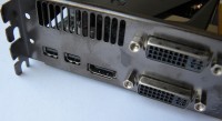 Sapphire Vapor-X HD6870 1G outputs